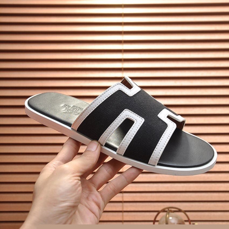 H**mes slippers